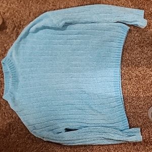 Long sleeve, blue sweater,